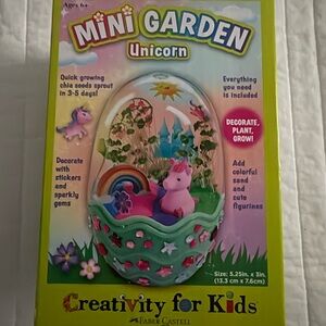 Mini Garden Unicorn Kit